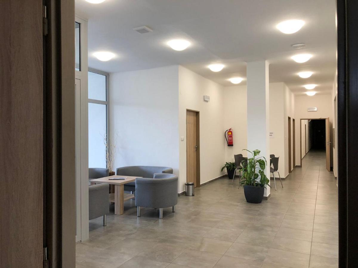 Sporthotel Milevsko Exteriör bild